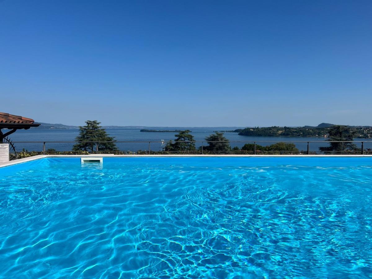 Feli Holiday Home - Panoramic Pool Lake View In Gardone Riviera Exteriér fotografie
